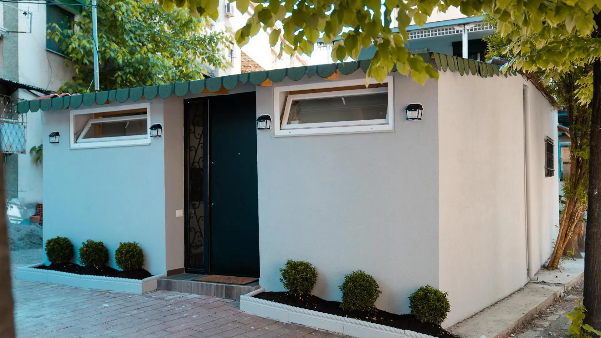 Luxury Apartment Square 21 ティラナ